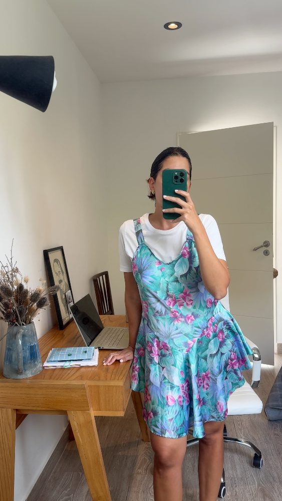 Vestido floral con volado Cinema Etoile vintage
